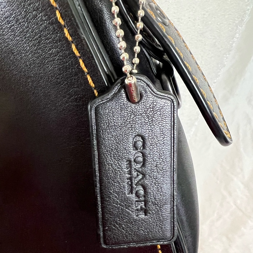Classic Black Leather Saddle Crossbody Bag - Picture 12 of 12